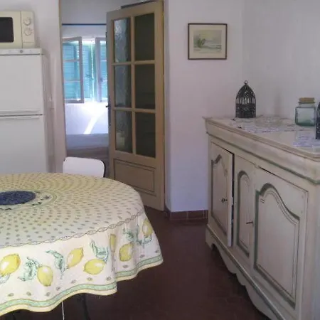 Maisonnette A Louer Proche Mer